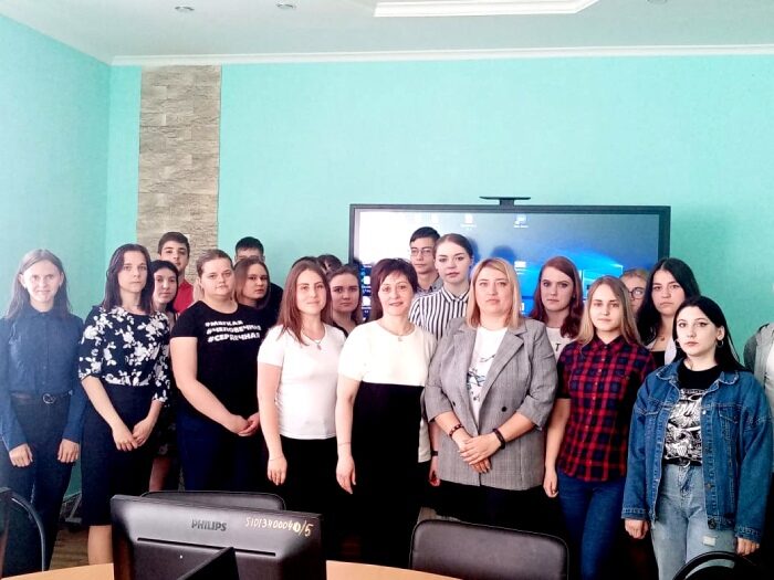 Представители МФЦ встретились со студентами техникума