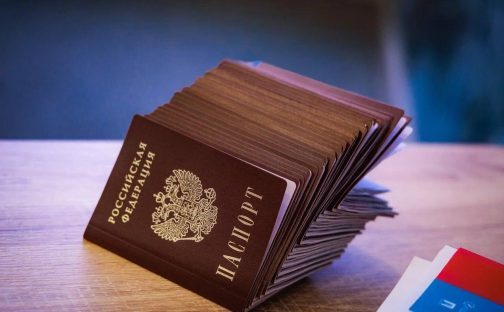 Юные жители Липецкой области получили первые паспорта в торжественной обстановке